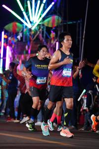BIB: 2022, 42918, 4059
                            <button type="button" onclick="openModal(20345605)" class="btn btn-primary btn-sm float-right btn-popup" data-toggle="modal" data-target=".modal-high-quality">
                        <i class="fas fa-shopping-cart"></i> Add to Cart
                    </button>
                                            <button type="button" onclick="isThisMe(20345605, true)" class="btn btn-success btn-sm float-right btn-popup btn-isme hidden" data-toggle="tooltip" data-placement="bottom" title="นี่คือรูปของคุณใช่ไหม คลิกที่นี่เพื่อเอาเข้าอัลบั้ม">
                        <i class="fas fa-plus"></i> Add to album
                    </button>
                    <button type="button" onclick="isThisMe(20345605, false)" class="btn btn-warning btn-sm float-right btn-popup btn-isnotme hidden">
                        <i class="fas fa-ban"></i> Remove from album
                    </button>
